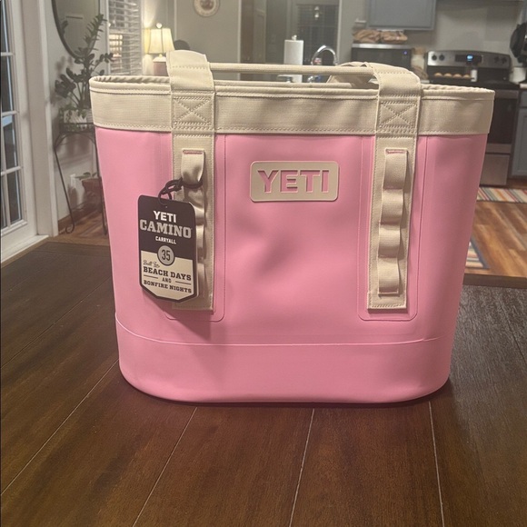 pink yeti tote bag Camino 20 Carryall Pace Purple/Blue The new compact Camino 20 Carryall is built for daily hauls YETI Camino Carryall 35 Tote,